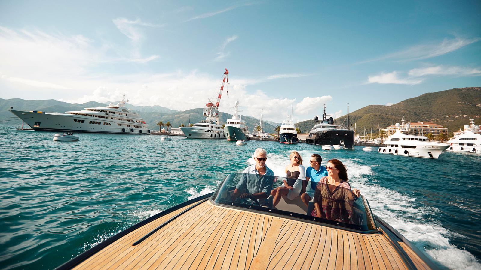 yacht voyage montenegro